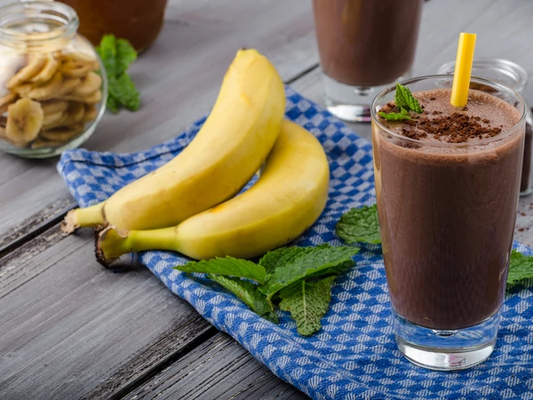 Lait super nutritif au chocolat et canneberges fraîches