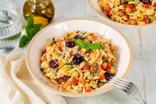 Salade repas de pâtes aux poivrons et olives☘️😋☘️
